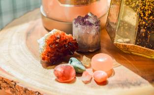 6 CRYSTAL RITUALS FOR SOME MUCH-NEEDED ENERGY HEALING