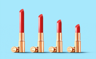 7 Glamorous Reasons Why You Need A Red Lipstick 